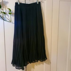 Black chiffon pleated skirt